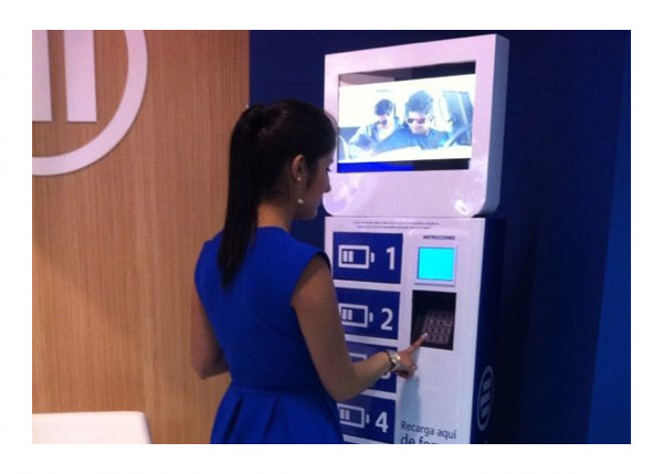 Bank Financial Advertising Mobile Wifi Cell Phone Recharge Station Lockers
