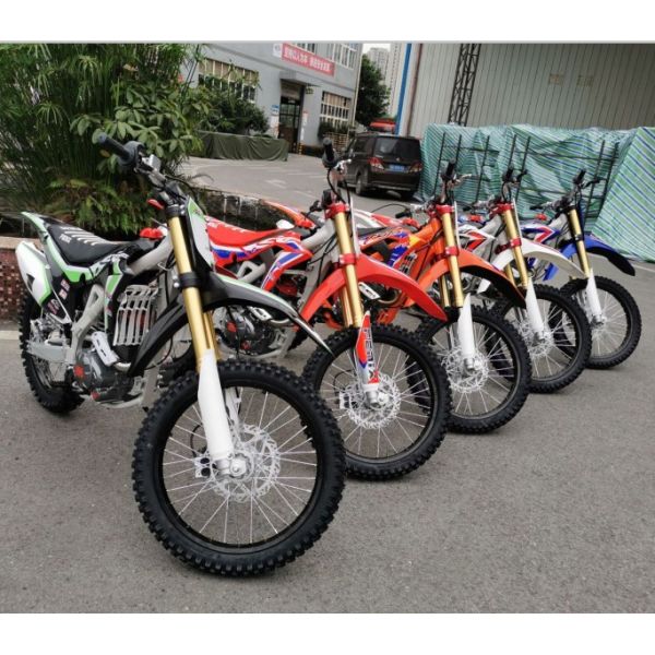 Fast Speed Robust 200-400CC Gas Powered Dirt Bikes With LED Lights