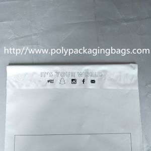Opaque Small Resealable Plastic Bags Permanent Self - Adhesive Tape Seal