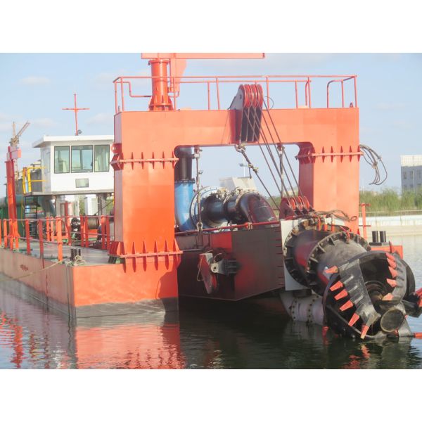 24 Inch Hydraulic Dredger Vessel Dredging Desludging Dredging With Cutter Head Dredging Depth To 15 Meters