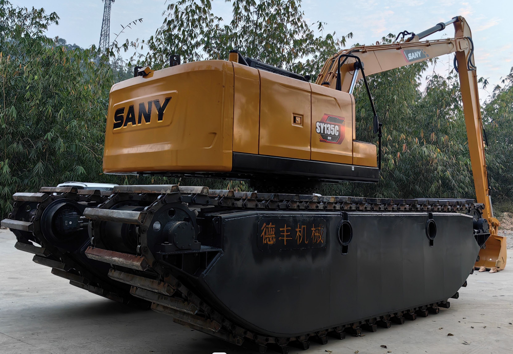 Defeng Factory Customized Swamp Amphibious Excavator With Pontoon and Dredging