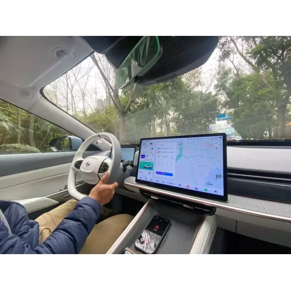 007 DongFeng Pure Electric Racing Car Wheelbase 2915MM range 530KM