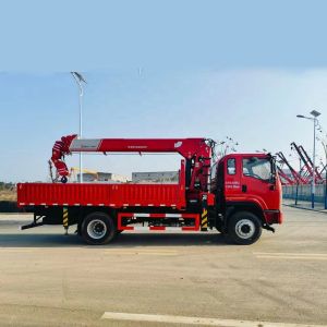 Shacman 4x2 Crane Truck With Telescopic Arm 4 Section 8 Tons Vehicle Mounted