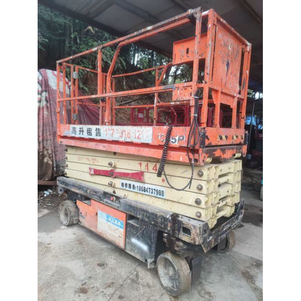 Buy JLG 12-Meter Self-Propelled Electric Scissor Aerial Work Platform at wholesale prices