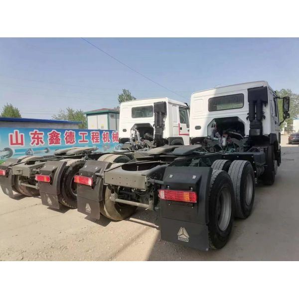 HOWO Prime Mover 6X4 Tractor Head Truck Second Hand Head Tractor Tractor Truck