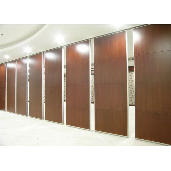 Aluminum Frame Operable Wooden Interior Folding Partition Walls For Reception Hall