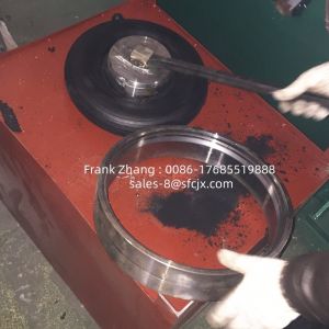 Quality Adjustable Pressure Settings Powder Solid Tire Rubber Vulcanizing Press Machine for sale