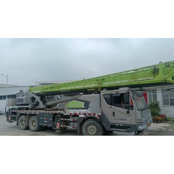 Buy 2020 Zoomlion Used Truck Crane ZTC250H5 25t with Weichai Engine Production Year 2020.2 at wholesale prices