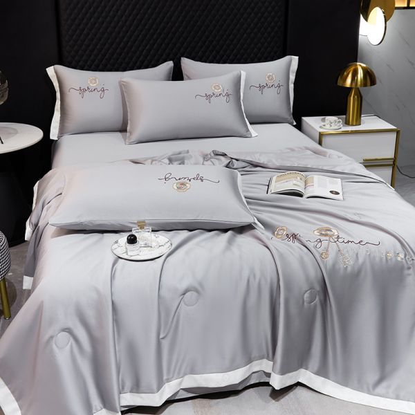 Buy Light Summer Quilt Set Of 4-piece Sheet Luxury Bedding Set With Cold Advantage 2.5-3 kg at wholesale prices
