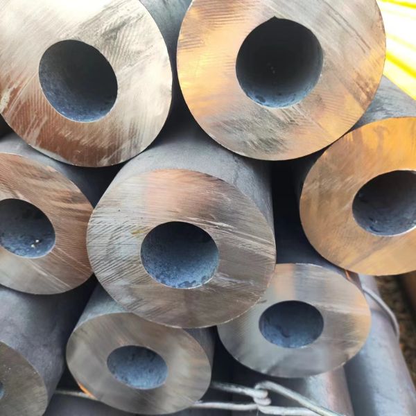 AISI1045 Carbon Steel Seamless Pipe Heavy Wall Steel Pipe Tube OD40 - OD406mm