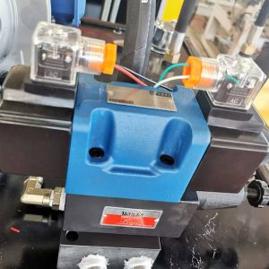 Metal PLC Control System Cable Tray Puncher Machine 220V Production And Output