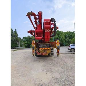 62m Concrete Boom Pump with 2.6mm Vibrating Amplitude and Hydraulic Machining