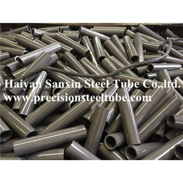 Buy High Precision Hydraulic Tubes Pipes Small Size ST35 / ST45 Material at wholesale prices