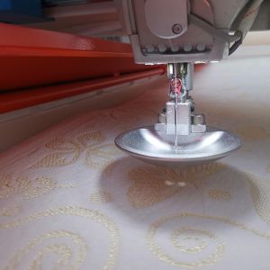 ZOLYTECH Single Needle Quilting Machine 3 Phase Mattress Manufacturing Machines