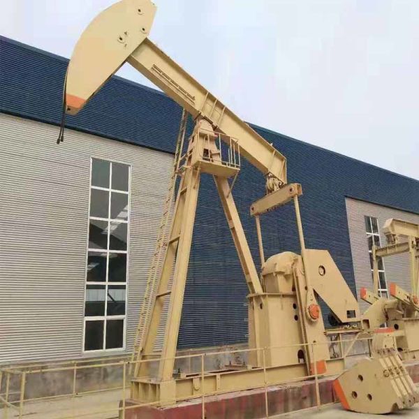 Buy API 11E oil field conventional beam pumping unit at wholesale prices