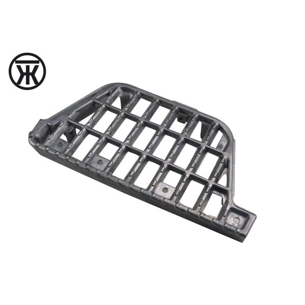 Buy ISUZU NKR94 PLATE STEP RH 8978599960 8978679680 at wholesale prices