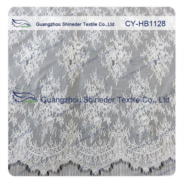 Beautiful Floral Chantilly Lace For Wedding Dress / Ladies Garment