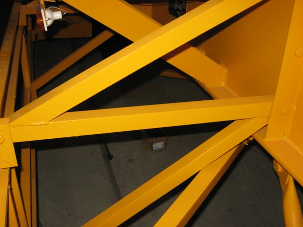 40 FT 3 Axles Skeleton Trailer High Durability For Container Transport