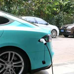 3 Phase 380V Mobile EV Car Charger , Bluetooth Rapid EV Charging Station CE