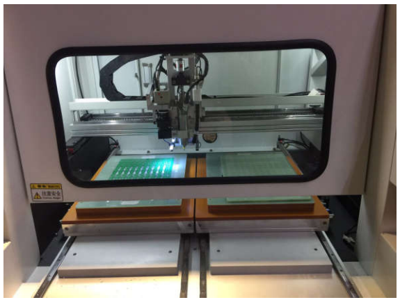 Dual Station 60000rpm V Cut PCB Depaneling Router