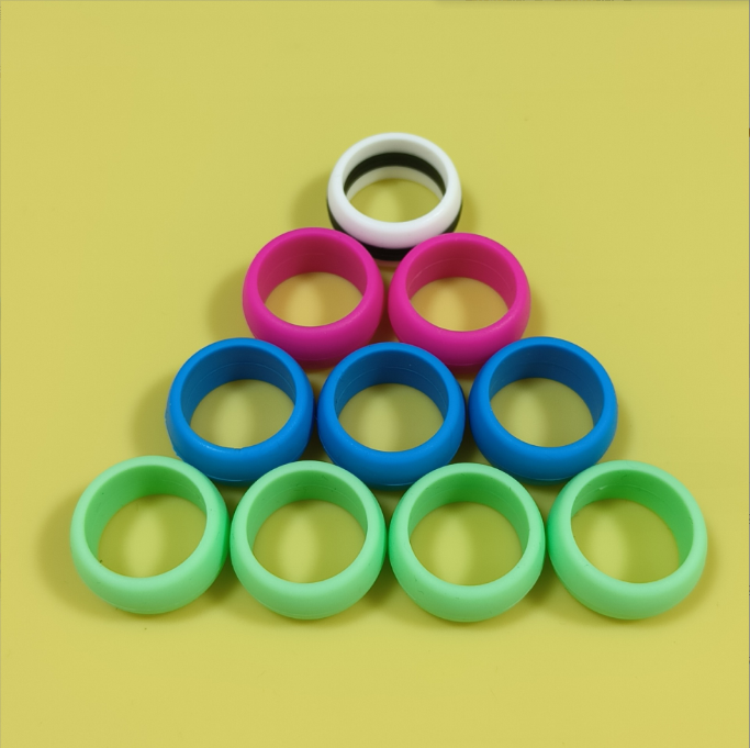 18mm Silicone Wedding Ring Suitable for Men and Women Colorful Design Food Grade Material