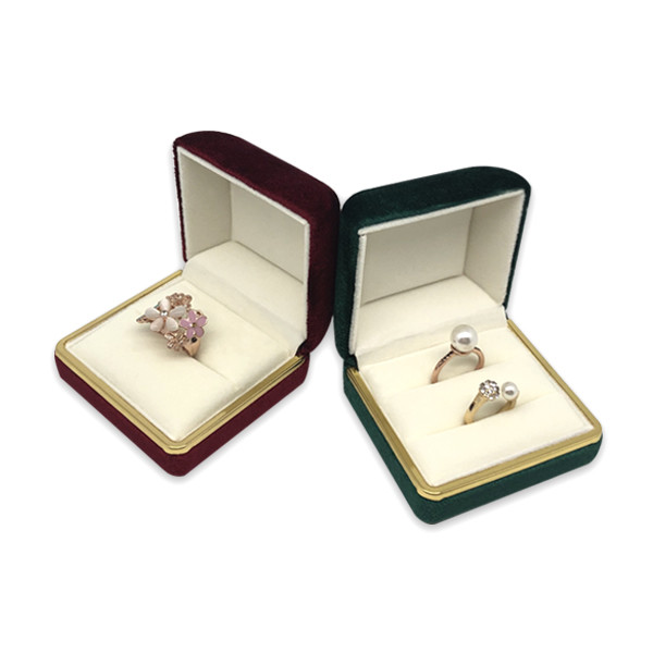 Buy Pendant Necklace Ring Earring Jewelry Gift Packaging Box at wholesale prices