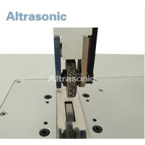 Ultrasonic Sealing machine 35khz With Titanium OEM Wheel for polyester fabric