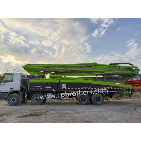2013 Zml 56m Used Concrete Boom Pump Construction Machine