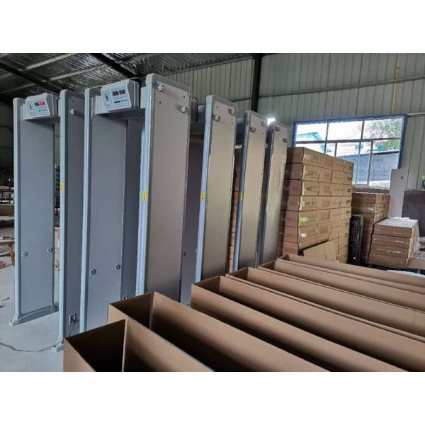 Industrial SD 600F Full Body Metal Detectors Multi 8 18 24 zones