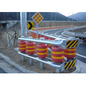 Quality Separation Rotating Guardrail In The Middle Of Expressway Turning for sale