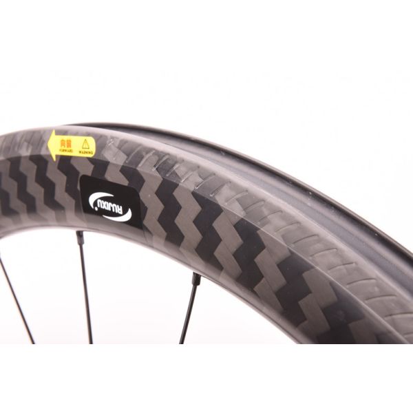 18 / 21 Spoke 700C Carbon Fiber Bicycle Wheelset Pillar Spokes Ceramic Bearing For Road Riding