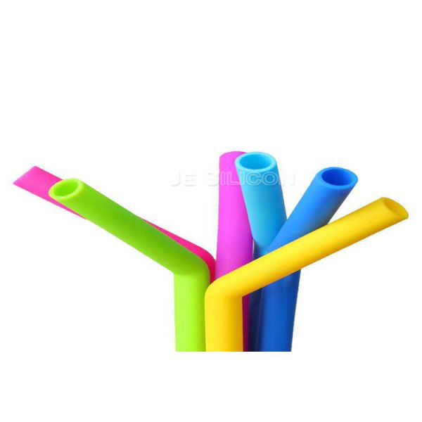 Buy Collapsible Customized Silicone Bendy Straw Reusable Food Safety With Case at wholesale prices