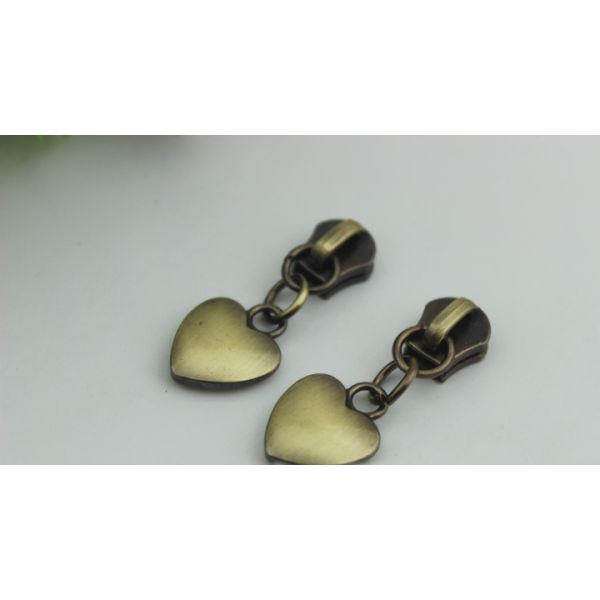 High grade small style bag metal accessories light gold heart shape zipper puller with slider 5#