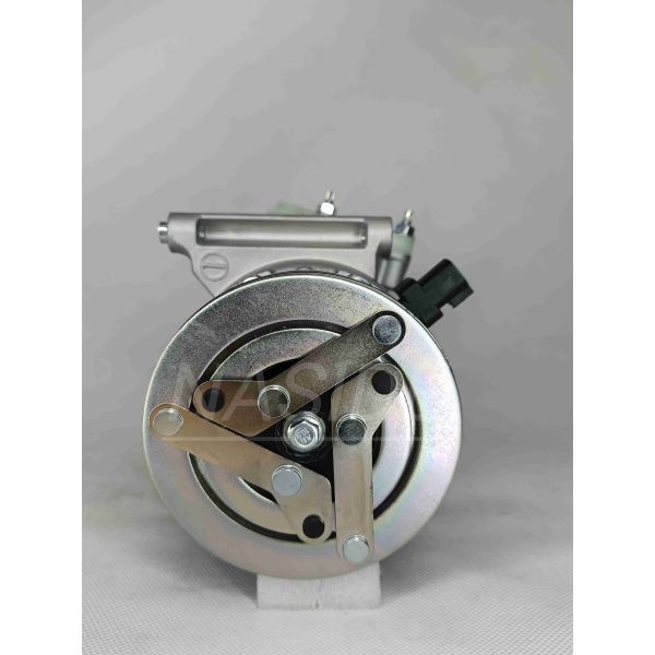 Auto AC Conditioning Compressor For Land Rover Freelander LR056301 DS78010