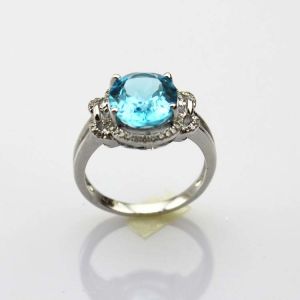 925 Silver Oval Blue Topaz Gemstone Ring with CZ Diamons (R261)
