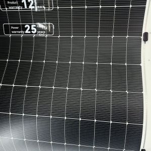 Durable Lightweight Portable Folding Solar Panel 580W Soft 18 Cell Black Color