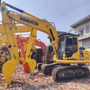 Farm Machinery Used Excavator PC200-8n1 In Shanghai For Sale / Used Komatsu