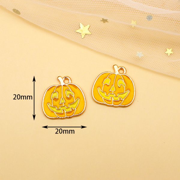 Keyring Horror Gifts Bulk Halloween Decor Purse Cute Little Kid Keychain for Teens Friends Couple Gift