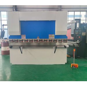 Front Light Hydraulic Press Brakes 63T / 2500MM Blue White