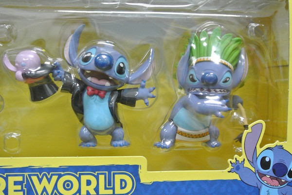 Magician Style Lilo And Stitch Action Figures With Disney Logo 8*7*5c