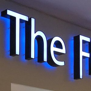 Sturdy Led Frontlit & Backlit Sign for commercial business Lightweight