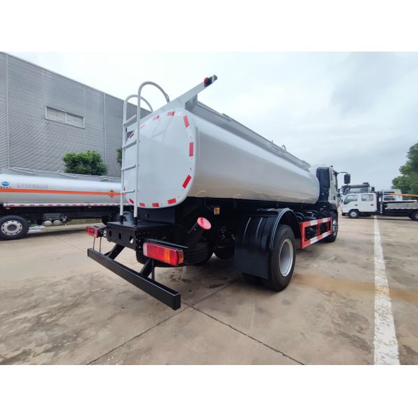 FOTON 6*4 Diesel Fuel Storage Tanker Truck 20000Liter