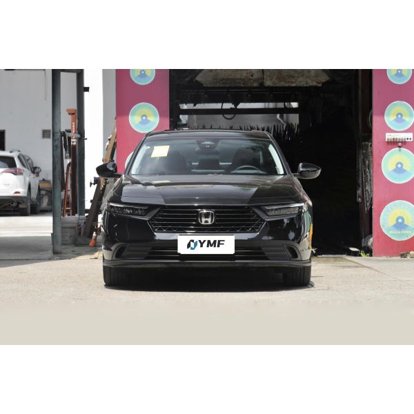 Accord Sedan Affordable Petrol Cars with Leather Seats and Manual Copilot Adjustment