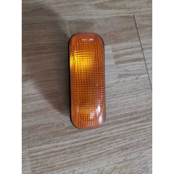 Hyundai Trago HD 260 Truck Parts Small Side Lamp Plastic Yellow OEM 92303-7M001