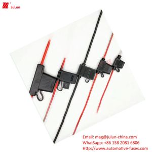 Stability Of Auto Blade Fuse / Box To New Energy Automobile Electronic Circuit