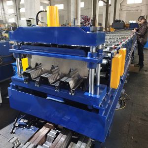 Galvanized Steel Metal Deck Roll Forming Machine 15kw 380V