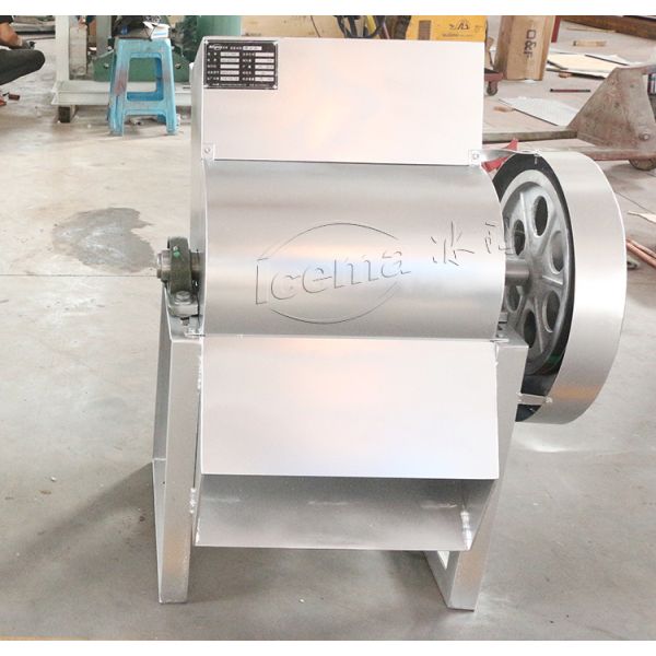 Buy Stainless Steel Ice Crusher Machine 200kg/Min Electric Outdoor at wholesale prices