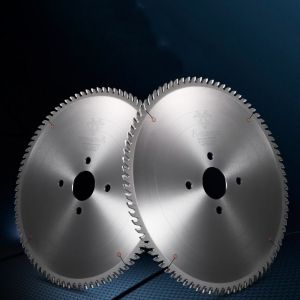 84 Teeth Ripping TCT Circular Saw Blades Thickness 3.2mm Steel Material