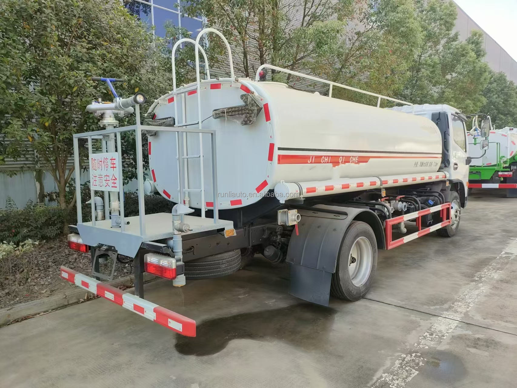 DFAC DongFeng 5000Litres Water Truck