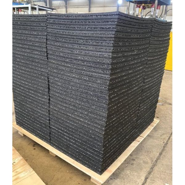 High-Quality Commercial Grade Natural Rubber Floor Tiles for Gym Flooring and Finishes